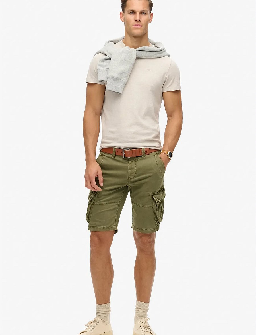 Superdry - CORE CARGO SHORT - lühikesed kargopüksid - chive green - 0