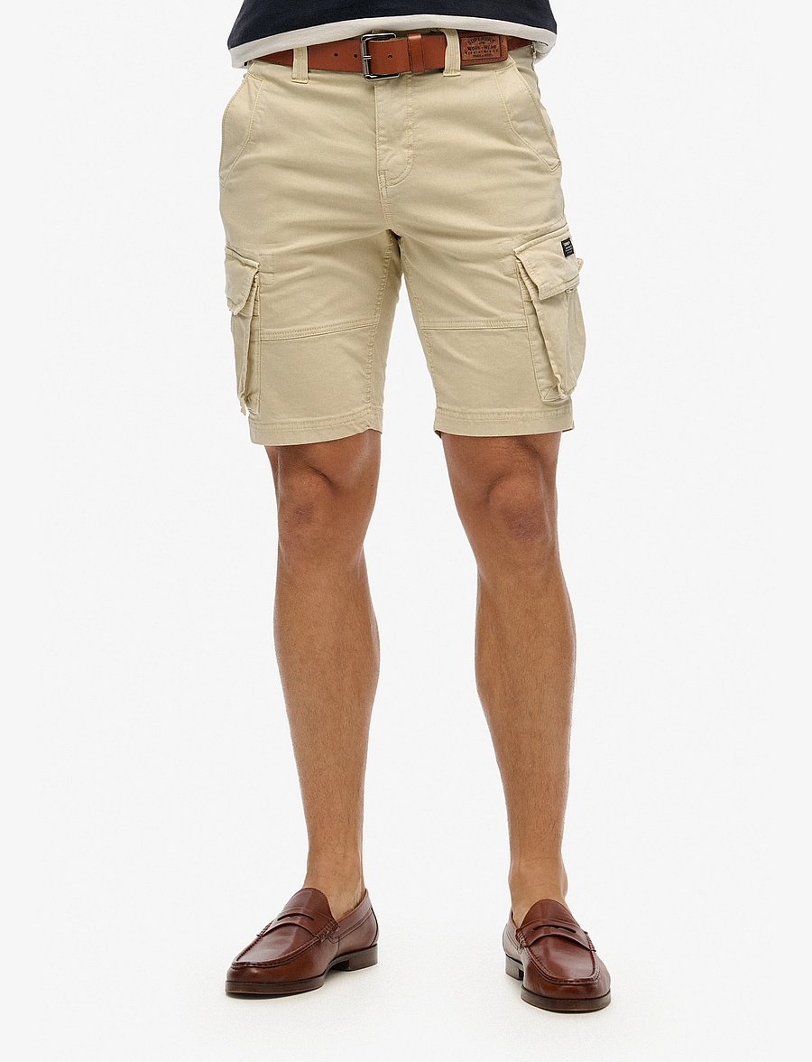 Superdry - CORE CARGO SHORT - lühikesed kargopüksid - sand - 3