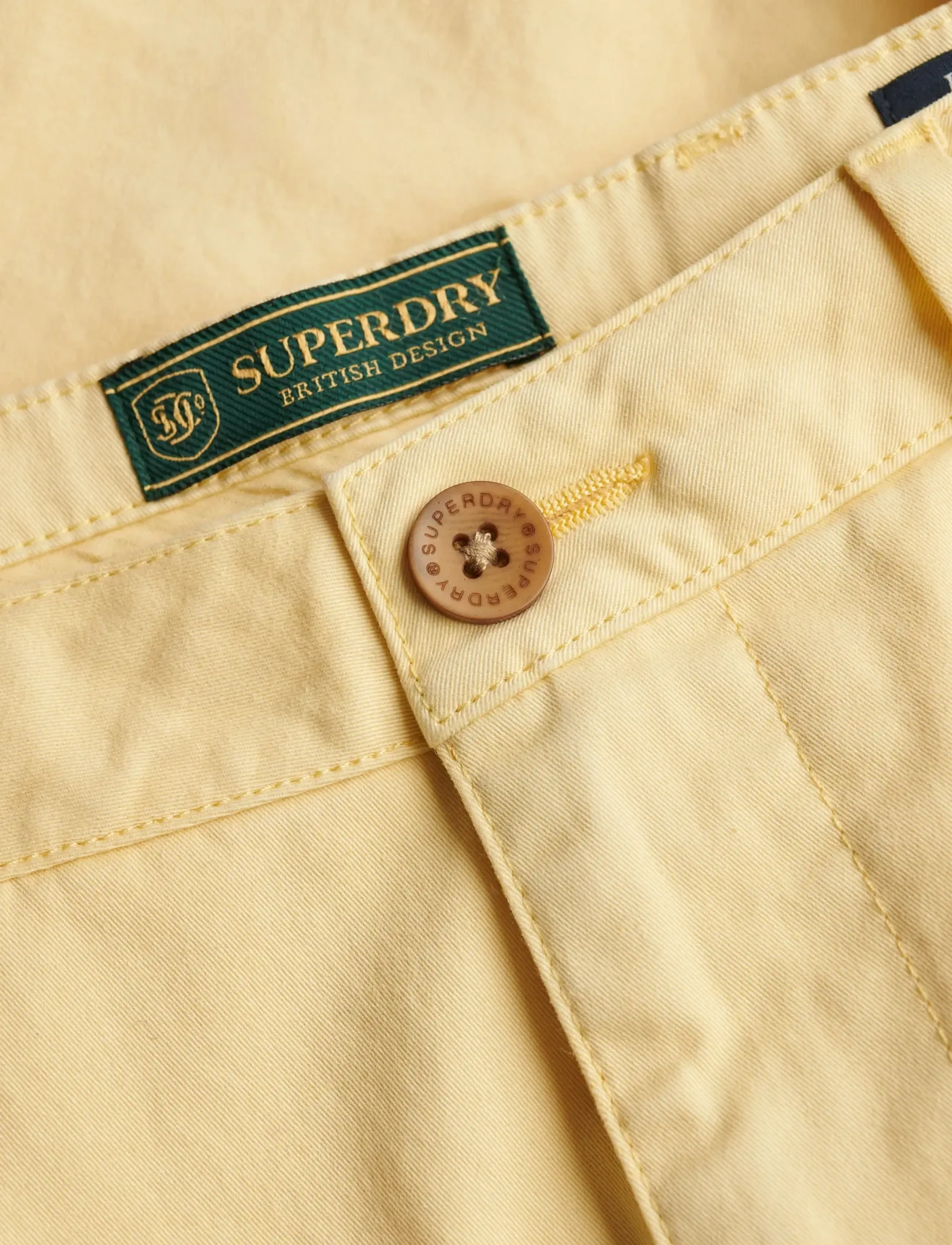 Superdry - PREMIUM REGULAR CHINO SHORT - chinos shorts - washed yellow - 1