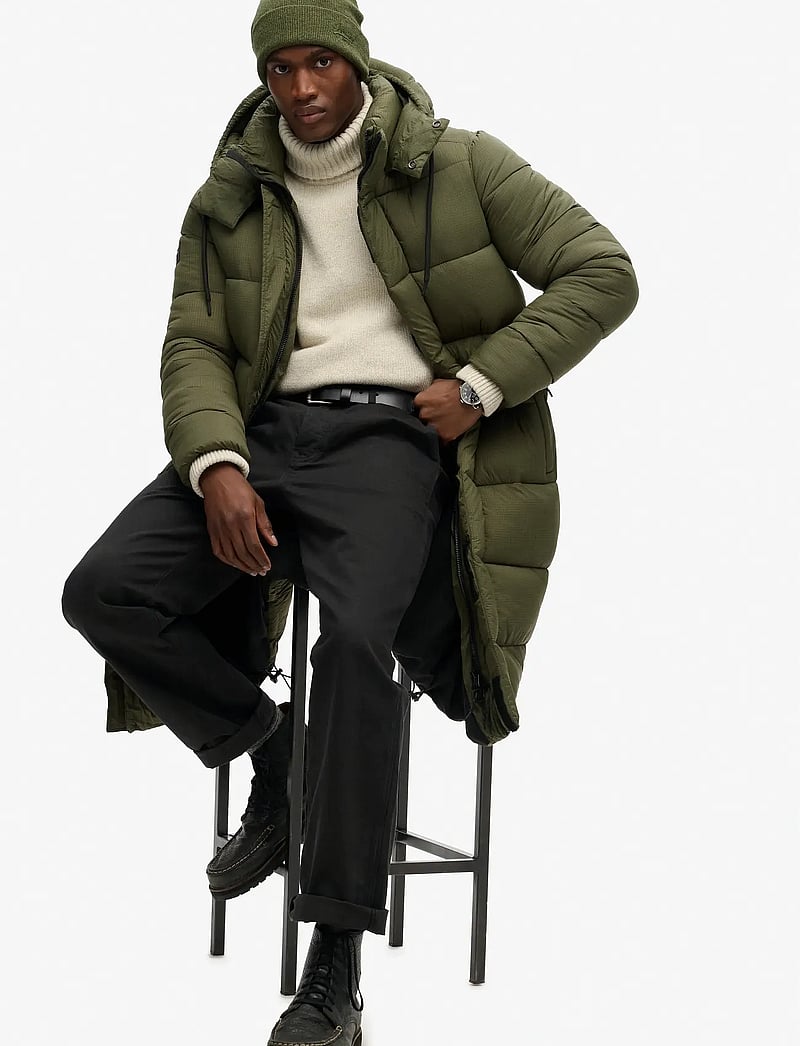 Superdry - ESSENTIAL LOGO KNITTED BEANIE - kollektionen - deep army green marl - 0