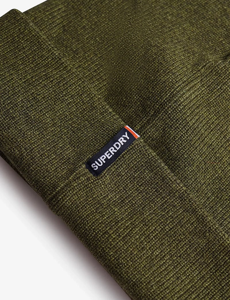 Superdry - ESSENTIAL LOGO KNITTED BEANIE - kollektionen - deep army green marl - 2