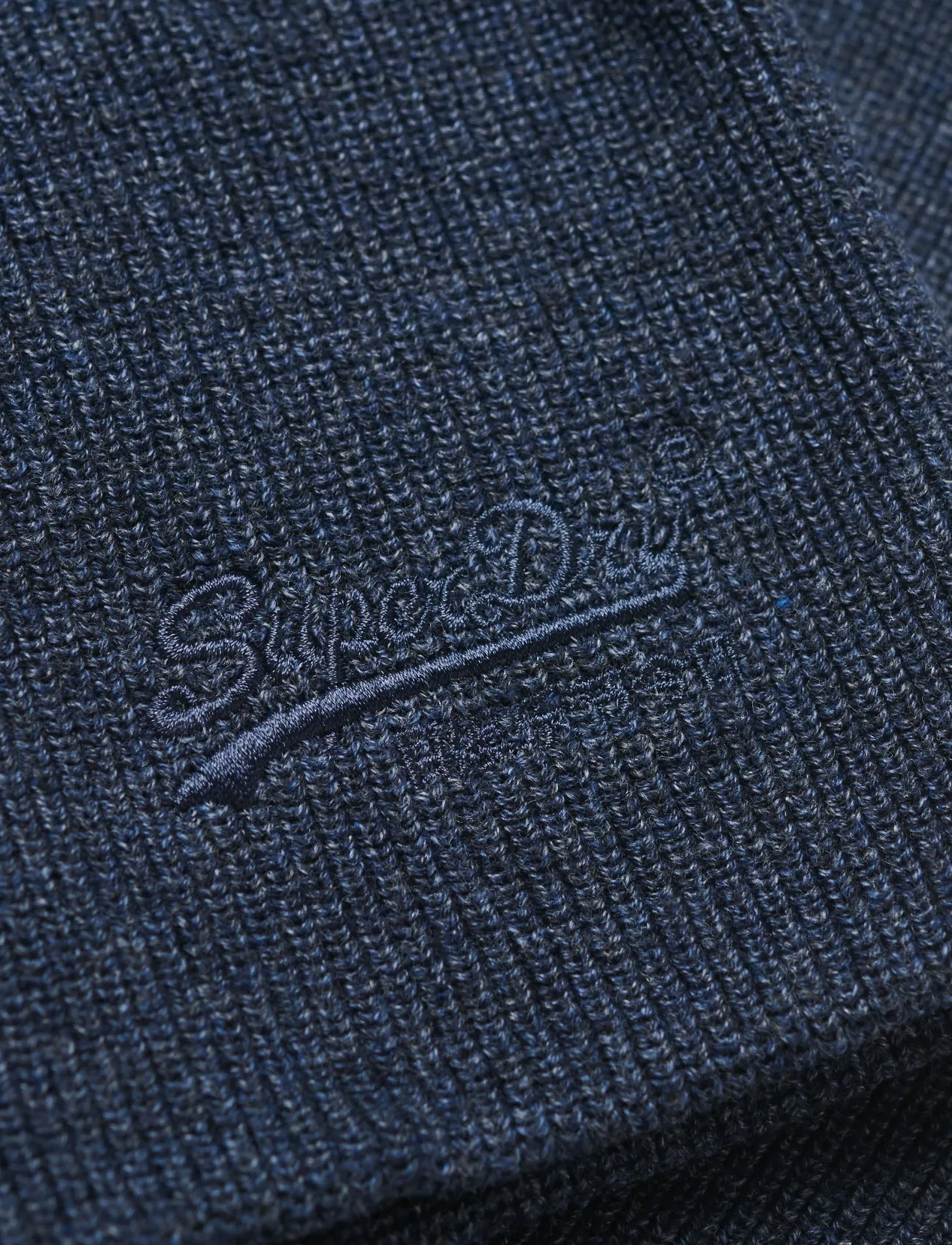 Superdry - ESSENTIAL LOGO KNITTED BEANIE - lowest prices - richest navy marl - 2