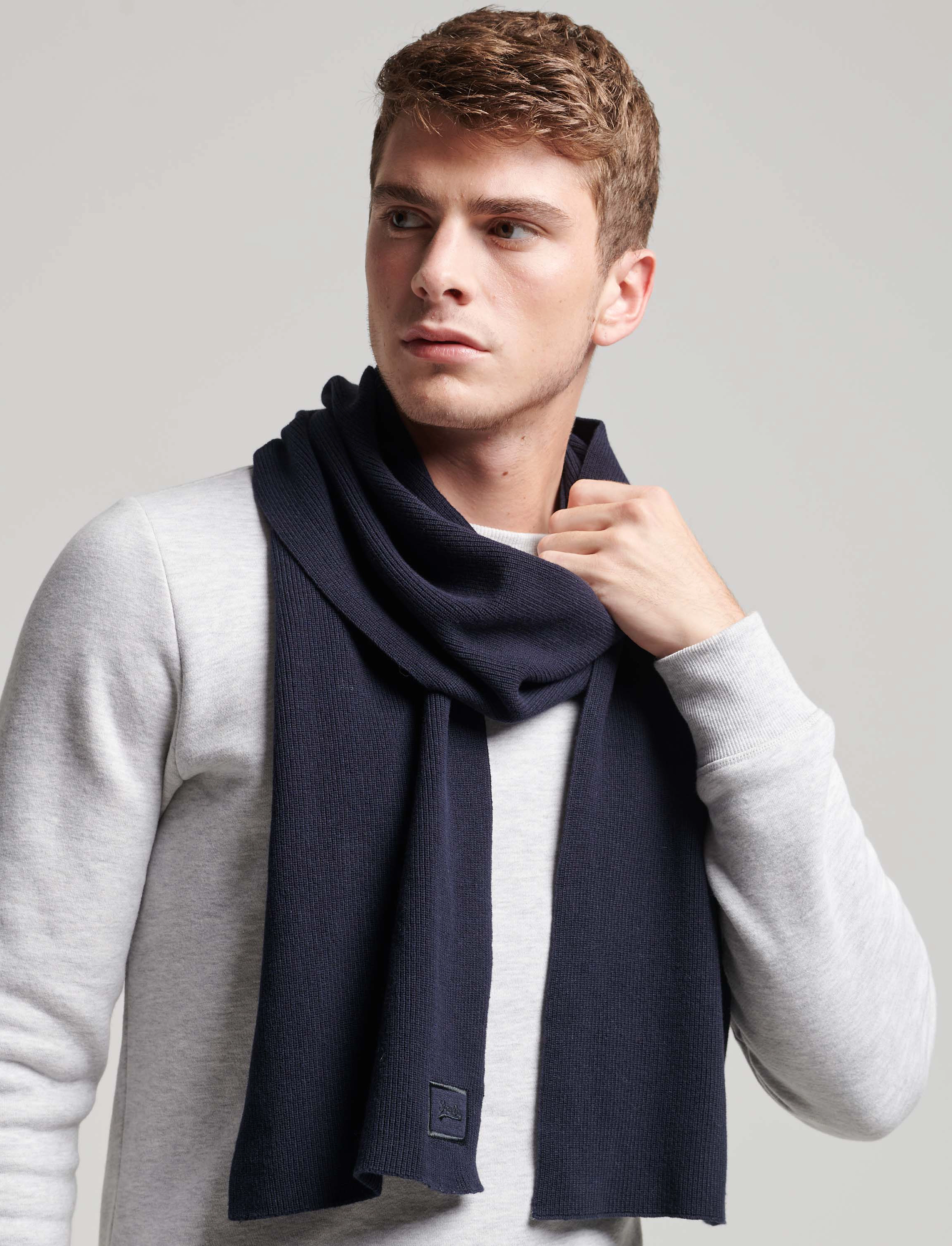 Superdry - KNITTED LOGO SCARF - eclipse navy grit - 2