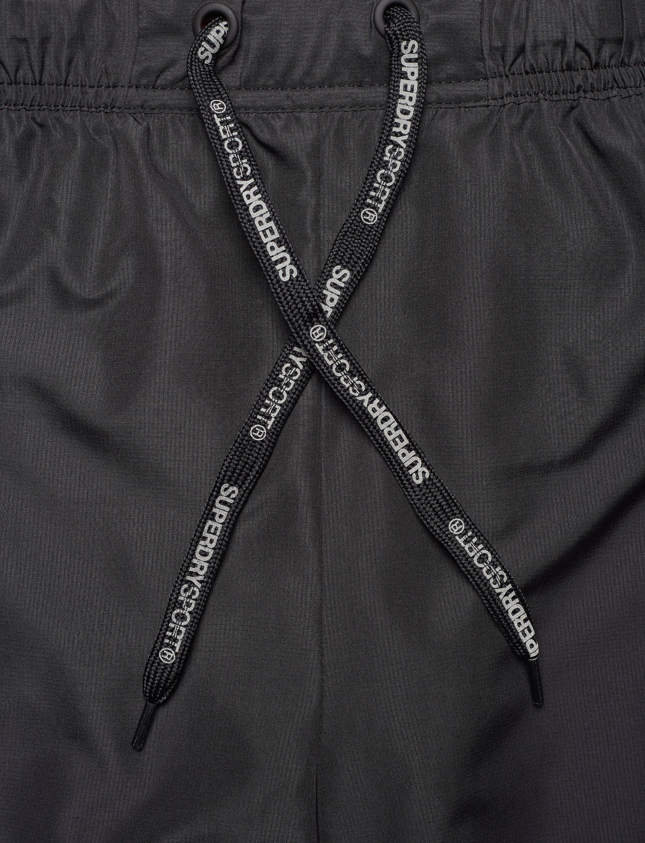 Superdry - ACTIVE LOGO TAPED SHORT - black - 4