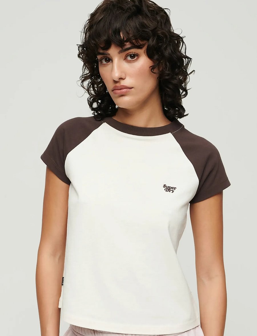 Superdry - ESSENTIAL LOGO RAGLAN SLUB TEE - t-särgid - dark brown/ off white - 0