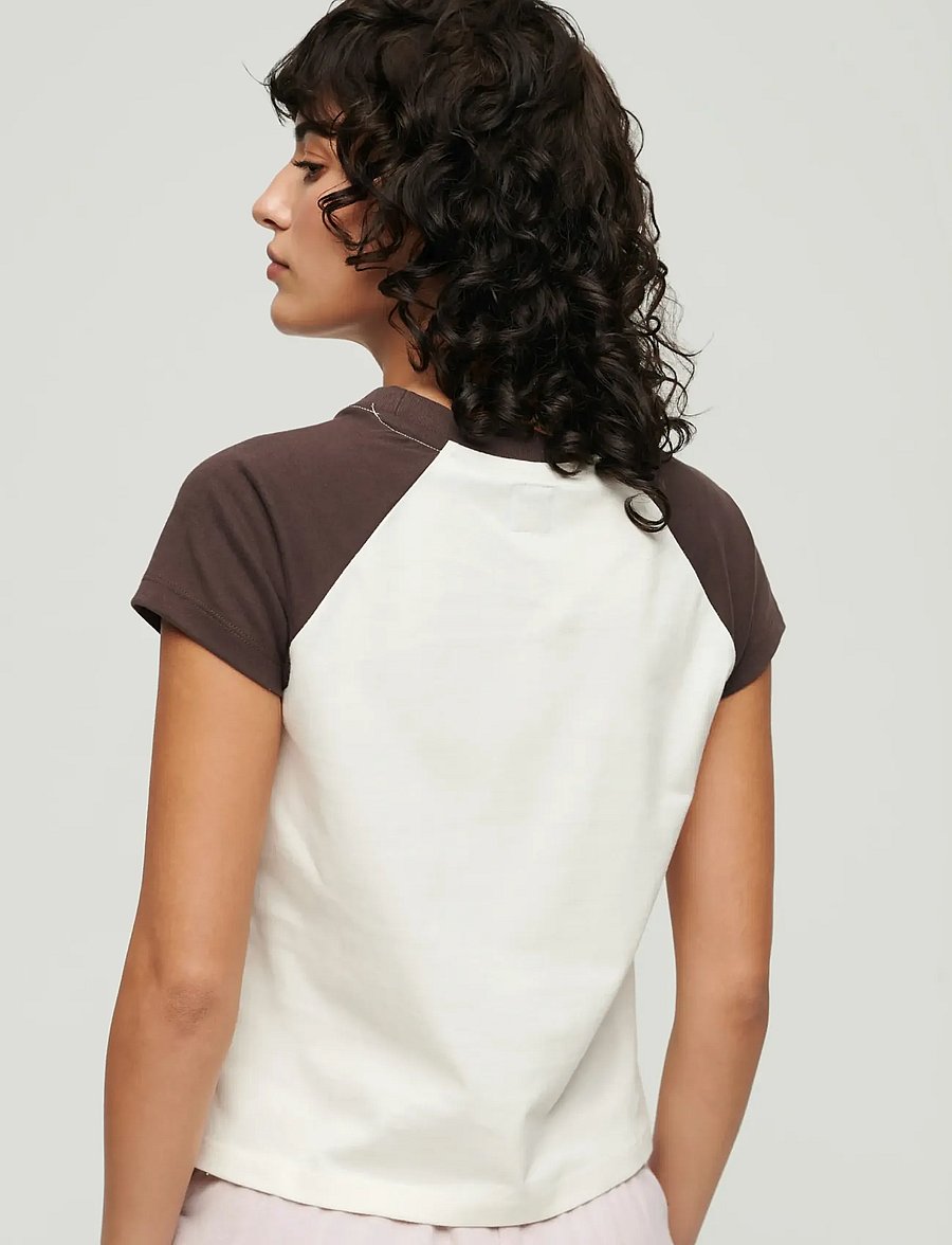 Superdry - ESSENTIAL LOGO RAGLAN SLUB TEE - t-särgid - dark brown/ off white - 2
