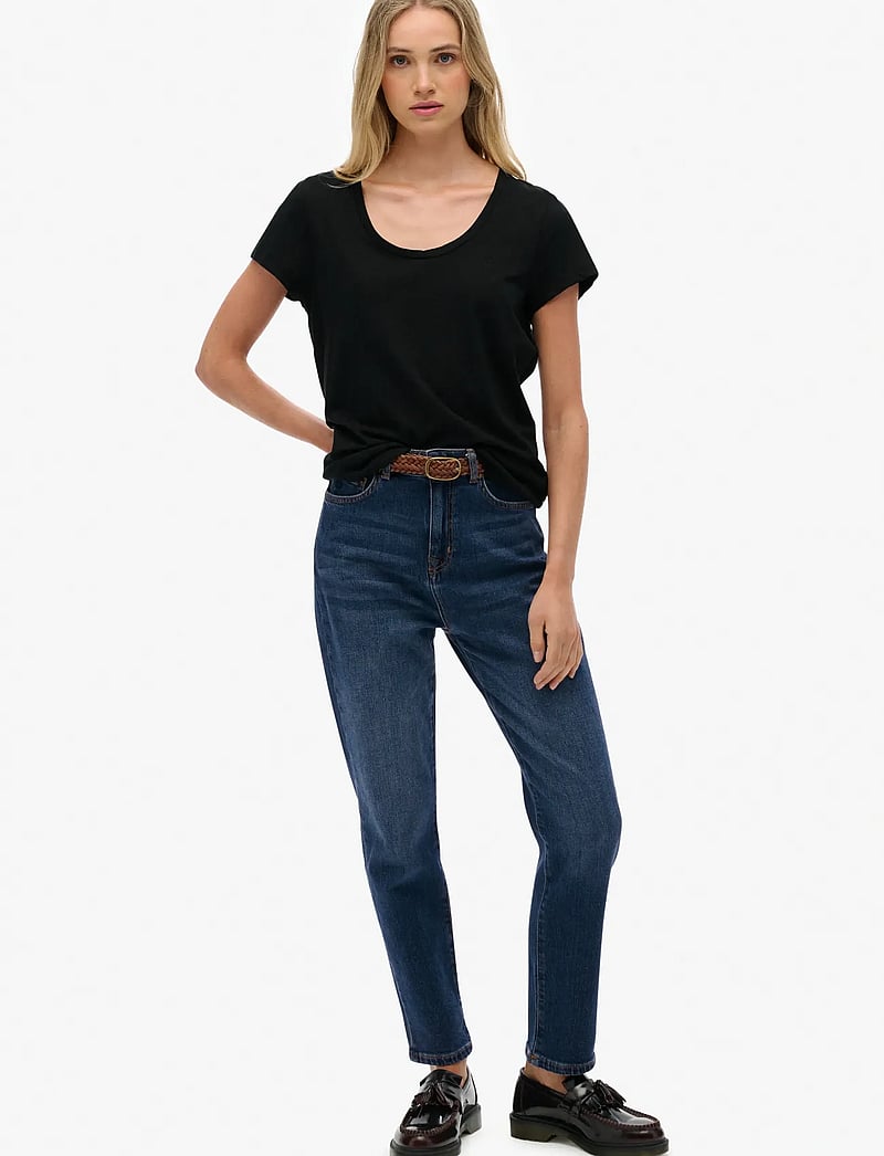 Superdry - STUDIOS SCOOP NECK TEE - t-shirts - black - 3