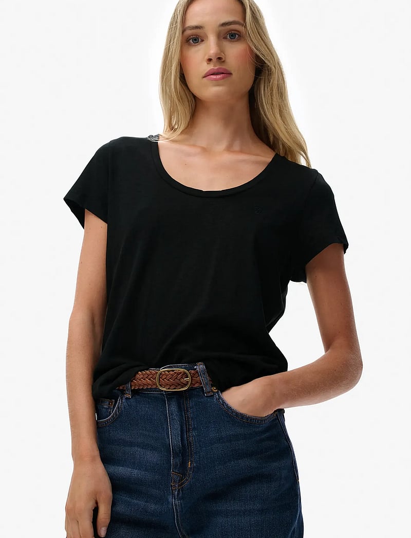 Superdry - STUDIOS SCOOP NECK TEE - t-shirts - black - 4