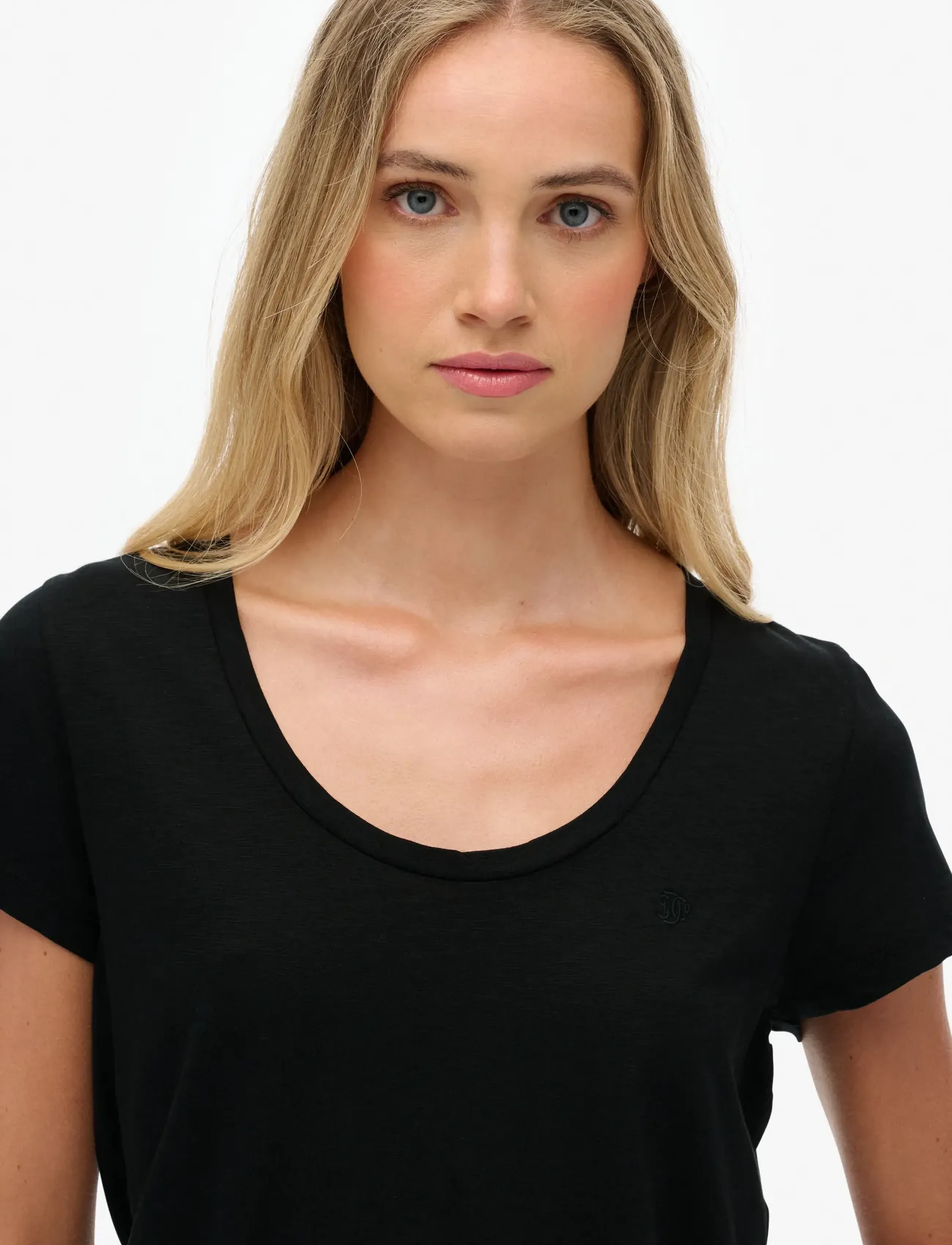 Superdry - STUDIOS SCOOP NECK TEE - mažiausios kainos - black - 5