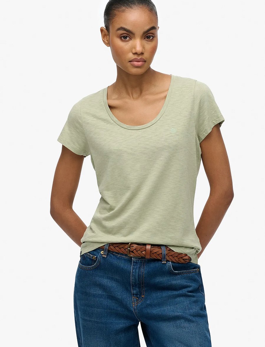 Superdry - STUDIOS SCOOP NECK TEE - t-shirts - dusty sage - 0