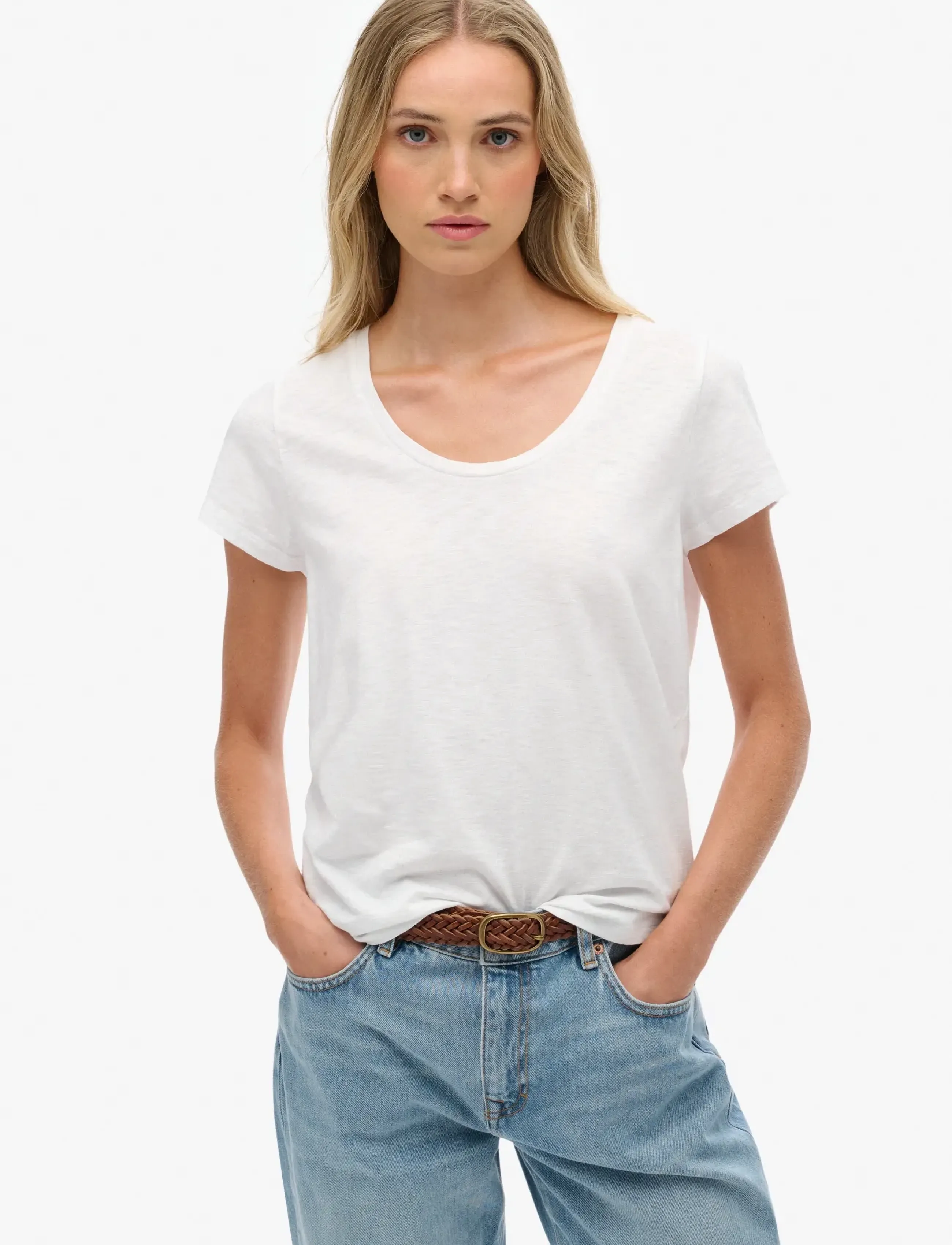 Superdry STUDIOS SCOOP NECK TEE - Superdry - OPTIC / white