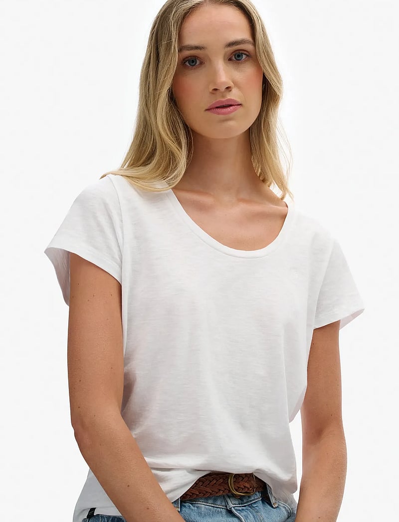 Superdry - STUDIOS SCOOP NECK TEE - t-shirts - optic - 3