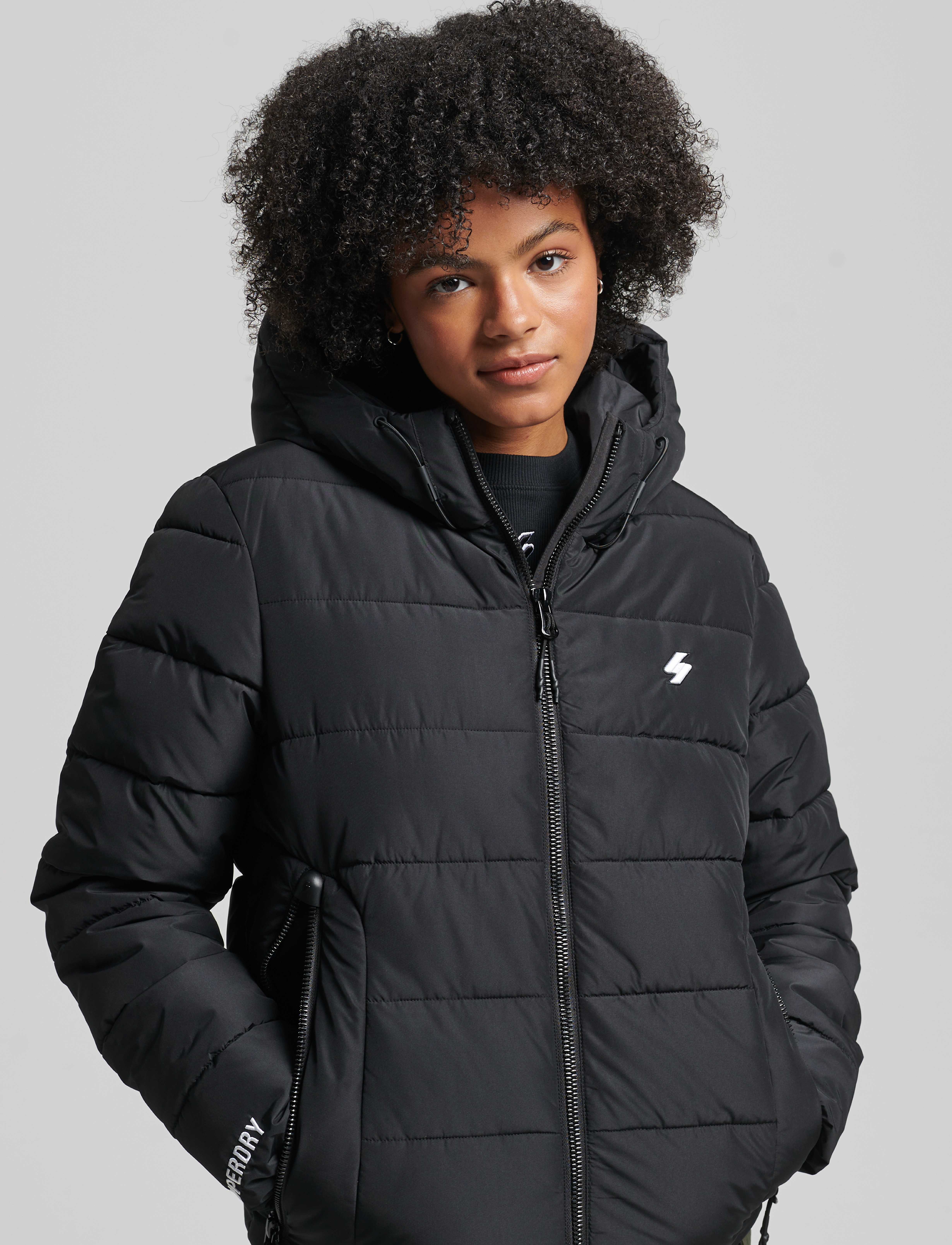 Superdry - HOODED SPIRIT SPORTS PUFFER - black - 2