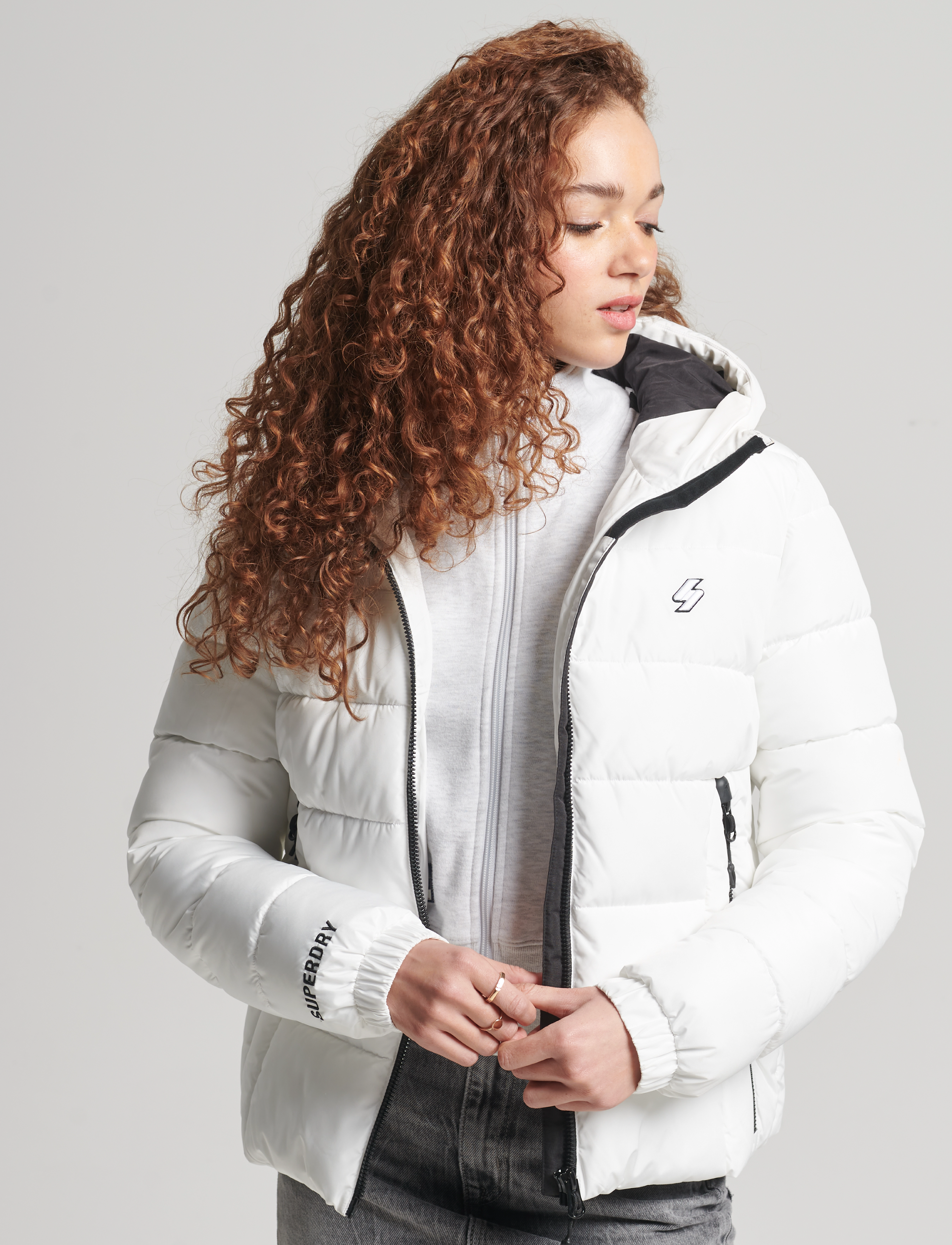 Superdry - HOODED SPIRIT SPORTS PUFFER - optic - 2