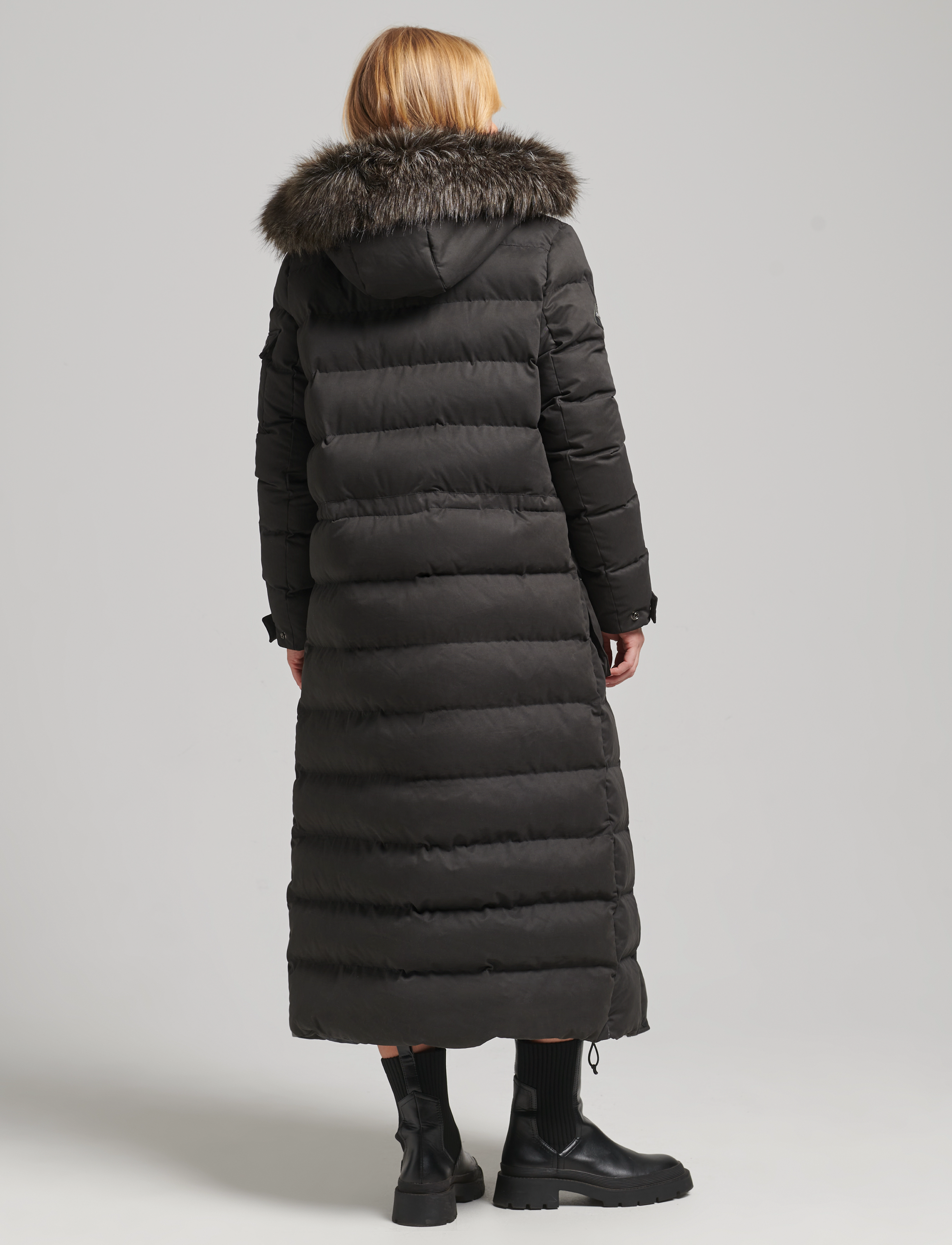 Superdry - MF EXPEDITION LONG LINE PARKA - black - 2