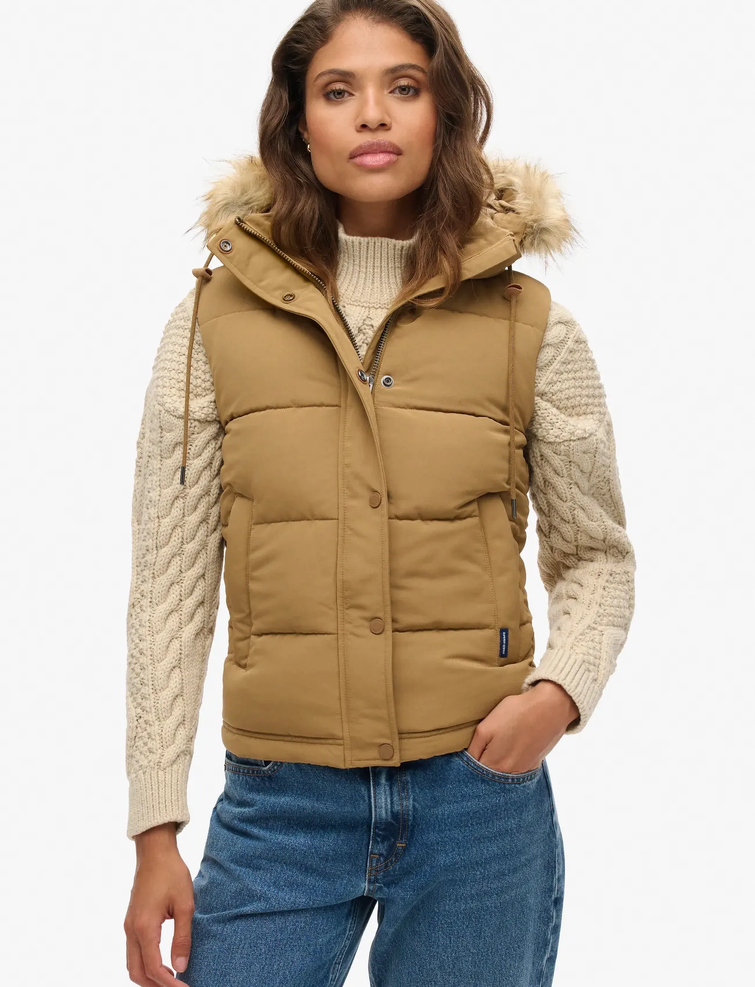 Superdry - VINTAGE EVEREST FAUX FUR GILET - vestes de printemps - sandstone - 4
