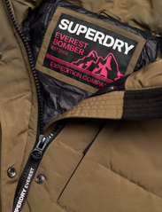 Superdry - EVEREST HOODED PUFFER BOMBER - spring jackets - military olive - 4