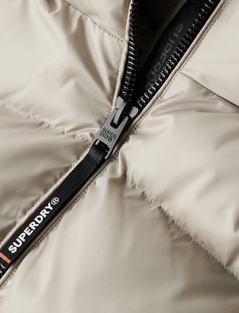 Superdry - HOODED LUXE SPORTS PUFFER - dunjakker - oyster cream sheen - 4