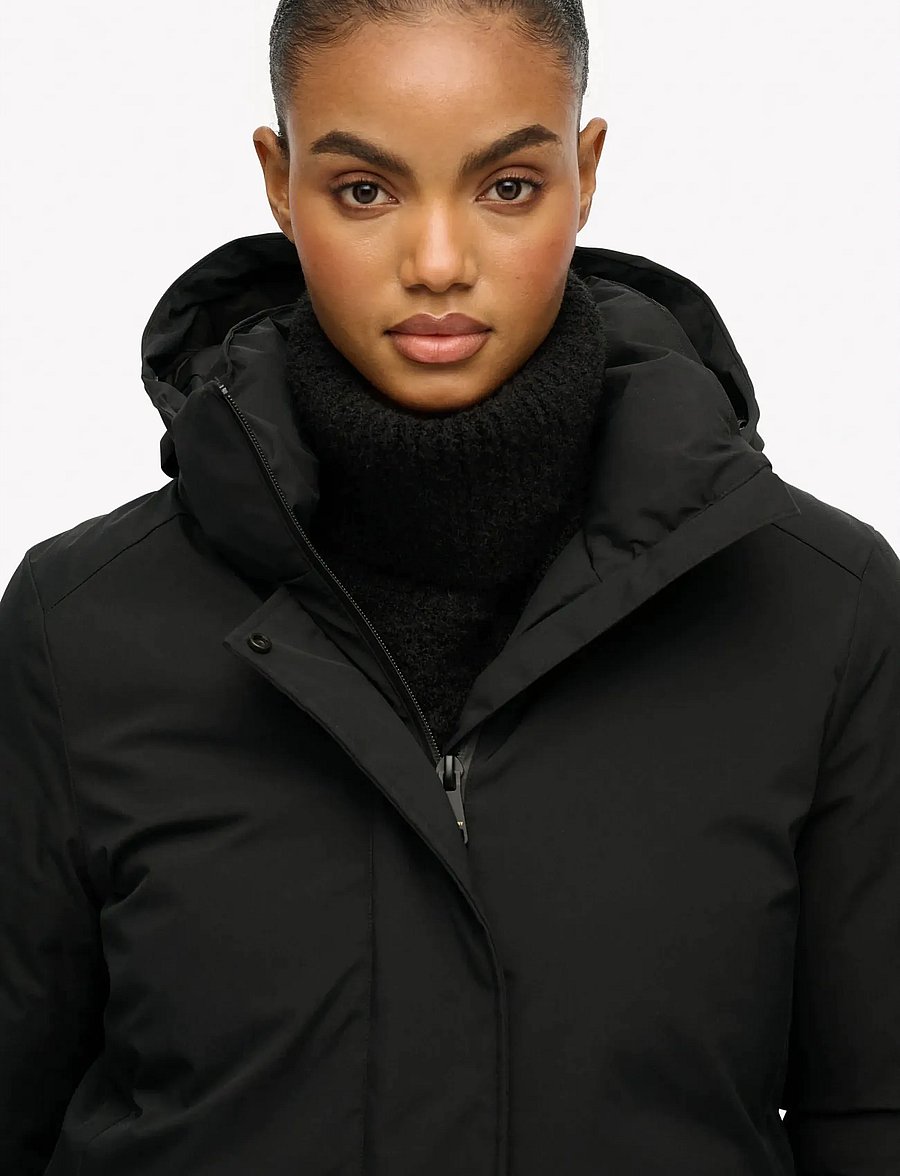 Superdry - CITY FISHTAIL PADDED PARKA - parkas - black - 3