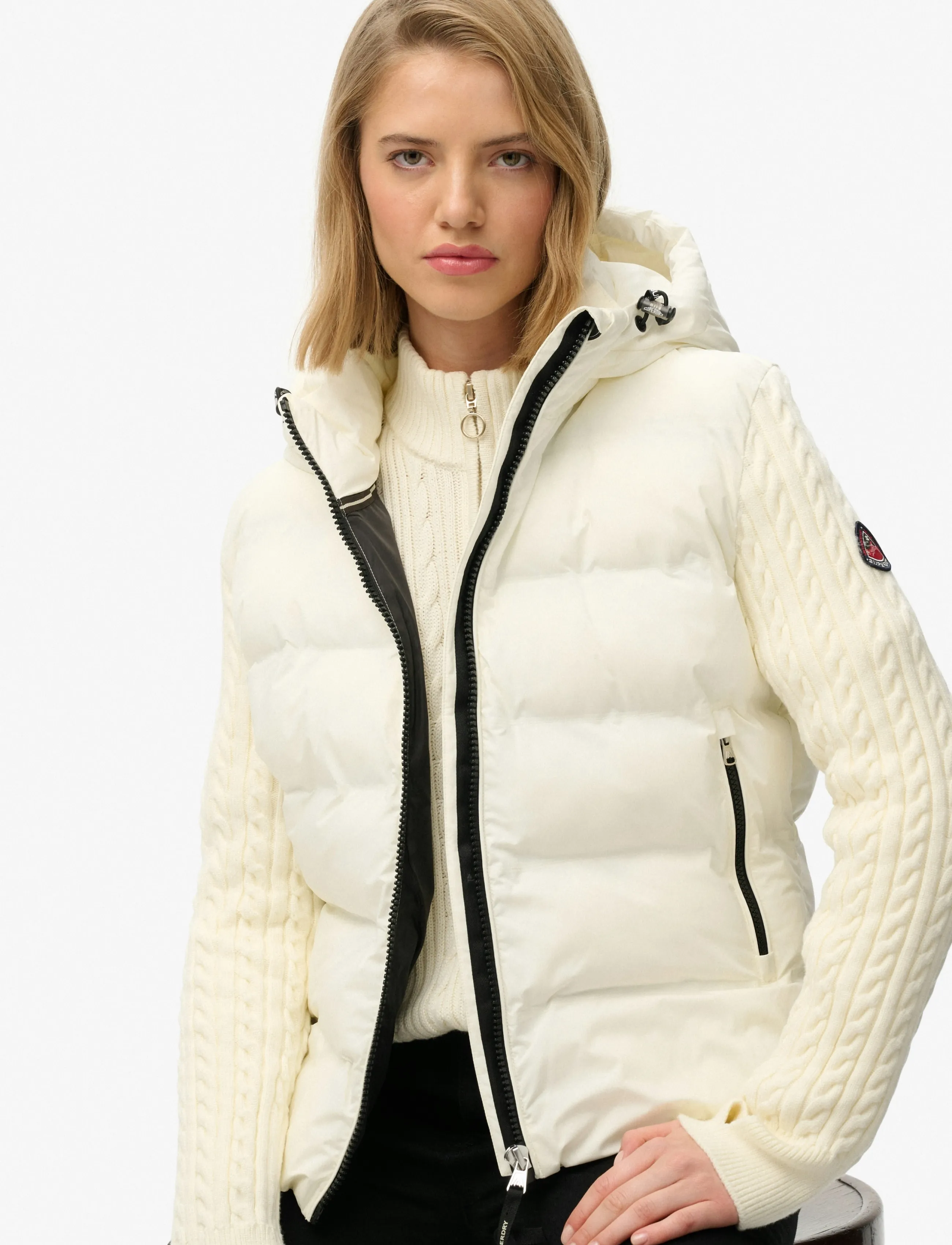 Superdry Cable Knit Sleeve Hybrid stickade tröjor dam – bild 5