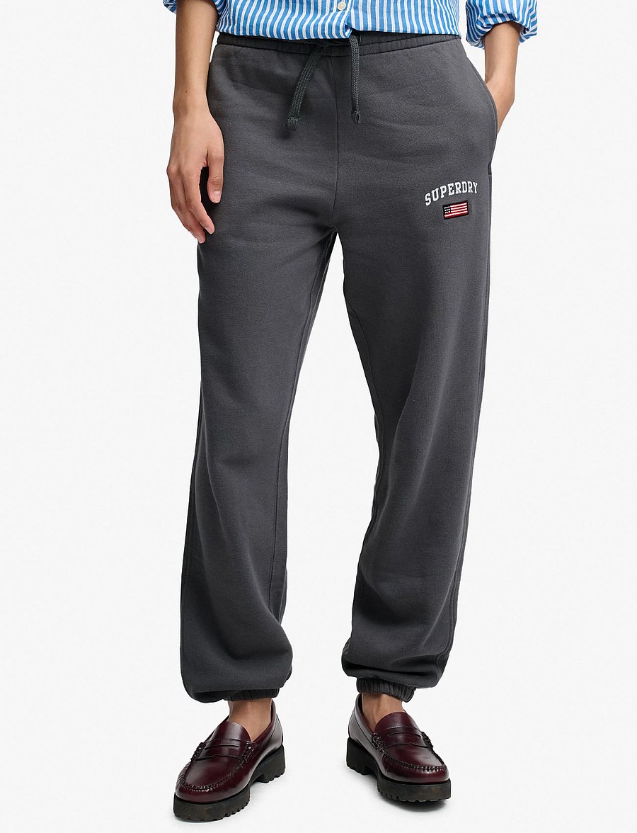 Superdry - ATH ESS BOYFRIEND JOGGER - alltags-style - charcoal - 4