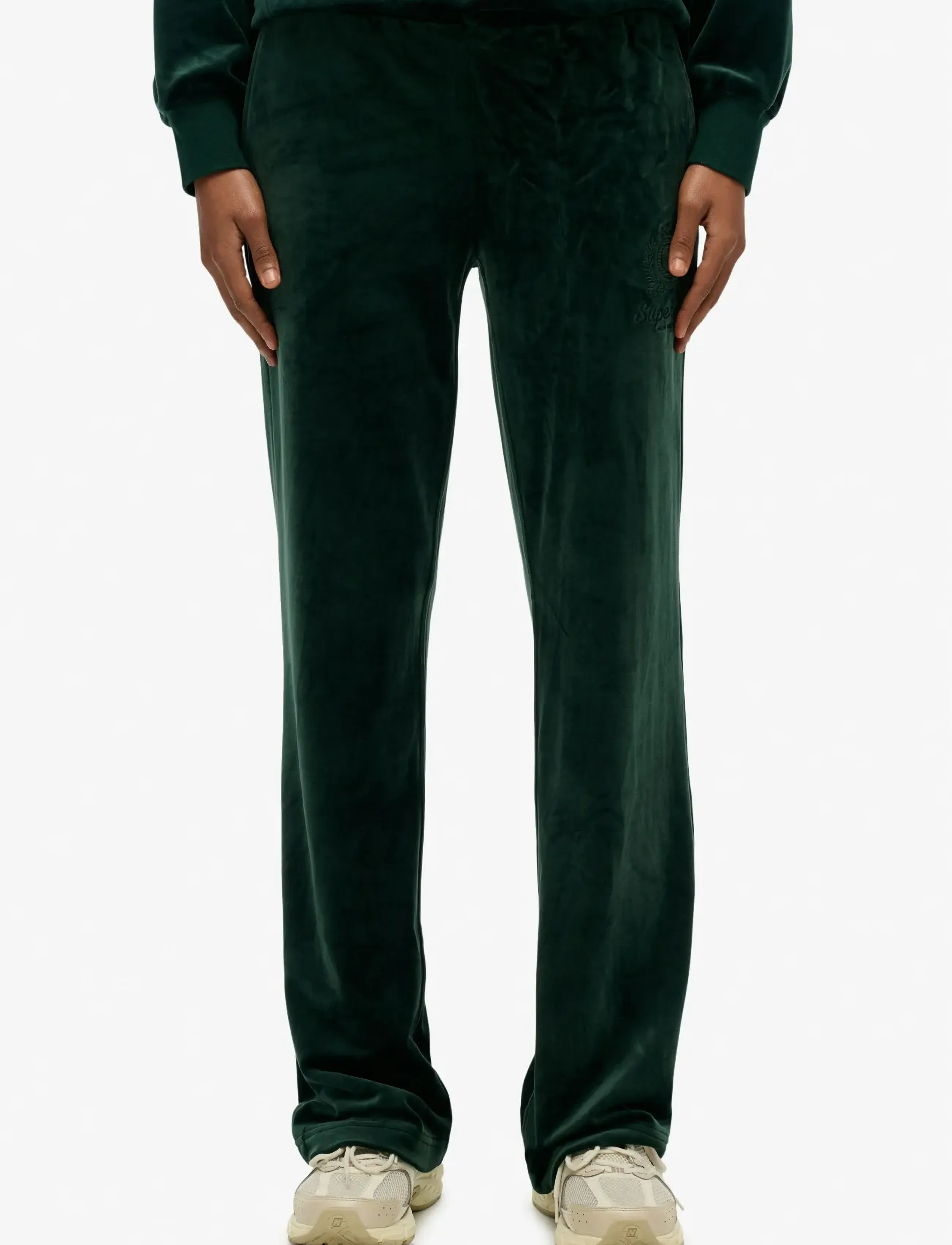 Superdry - COUNTRY CLUB VELOUR JOGGER - bukser med lige ben - enamel green - 3