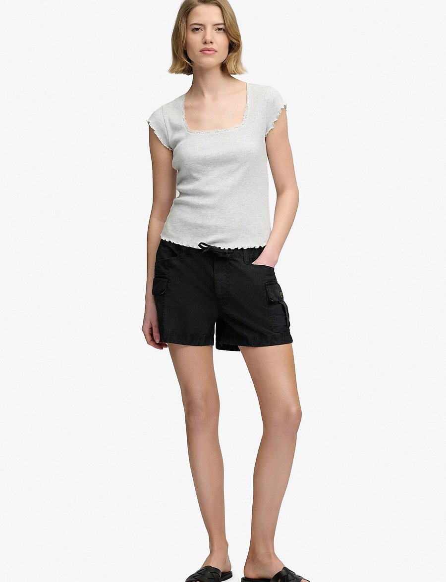 Superdry - CARGO HOT SHORT - freizeitshorts - black - 0