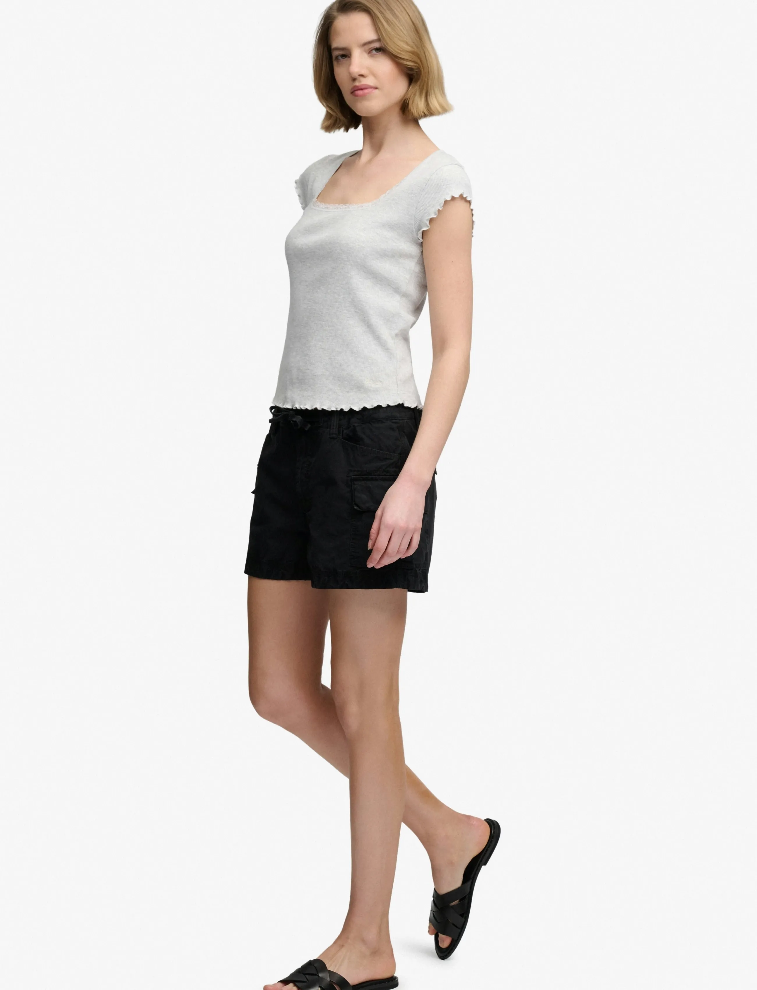 Cargo Hot Short 5