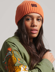 Superdry - WORKWEAR KNITTED BEANIE HAT - laagste prijzen - jaffa orange - 1