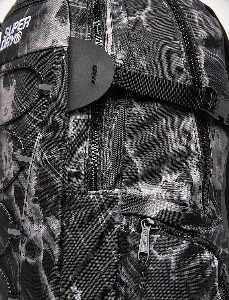 Superdry - OUTDOOR 28L BACKPACK - sportrugzakken - woodgrain print black - 5