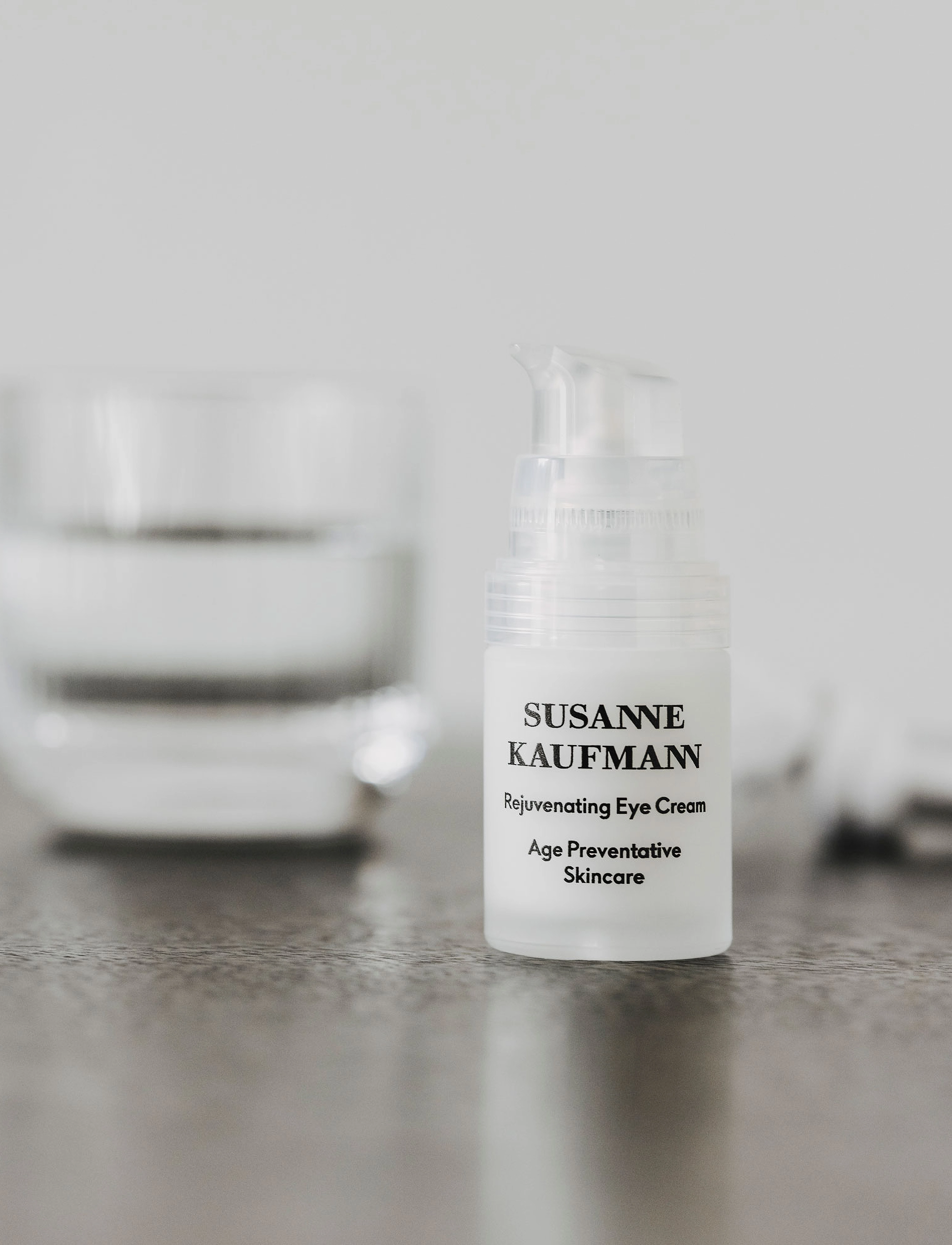 Susanne Kaufman - REJUVENATING EYE CREAM 15 ML - augencremes - clear - 2