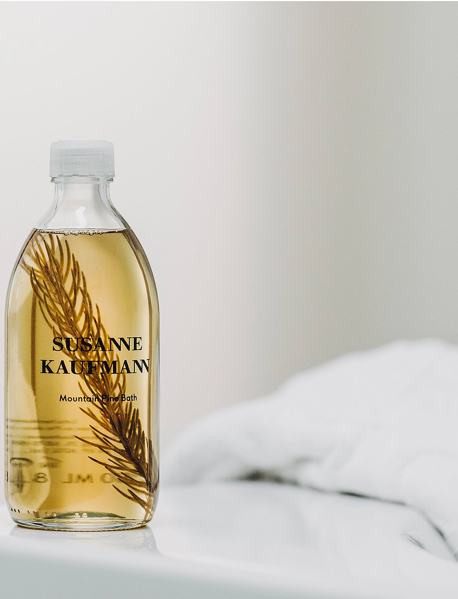 Susanne Kaufman - MOUNTAIN PINE BATH 250 ML - shower gel & oils - clear - 0
