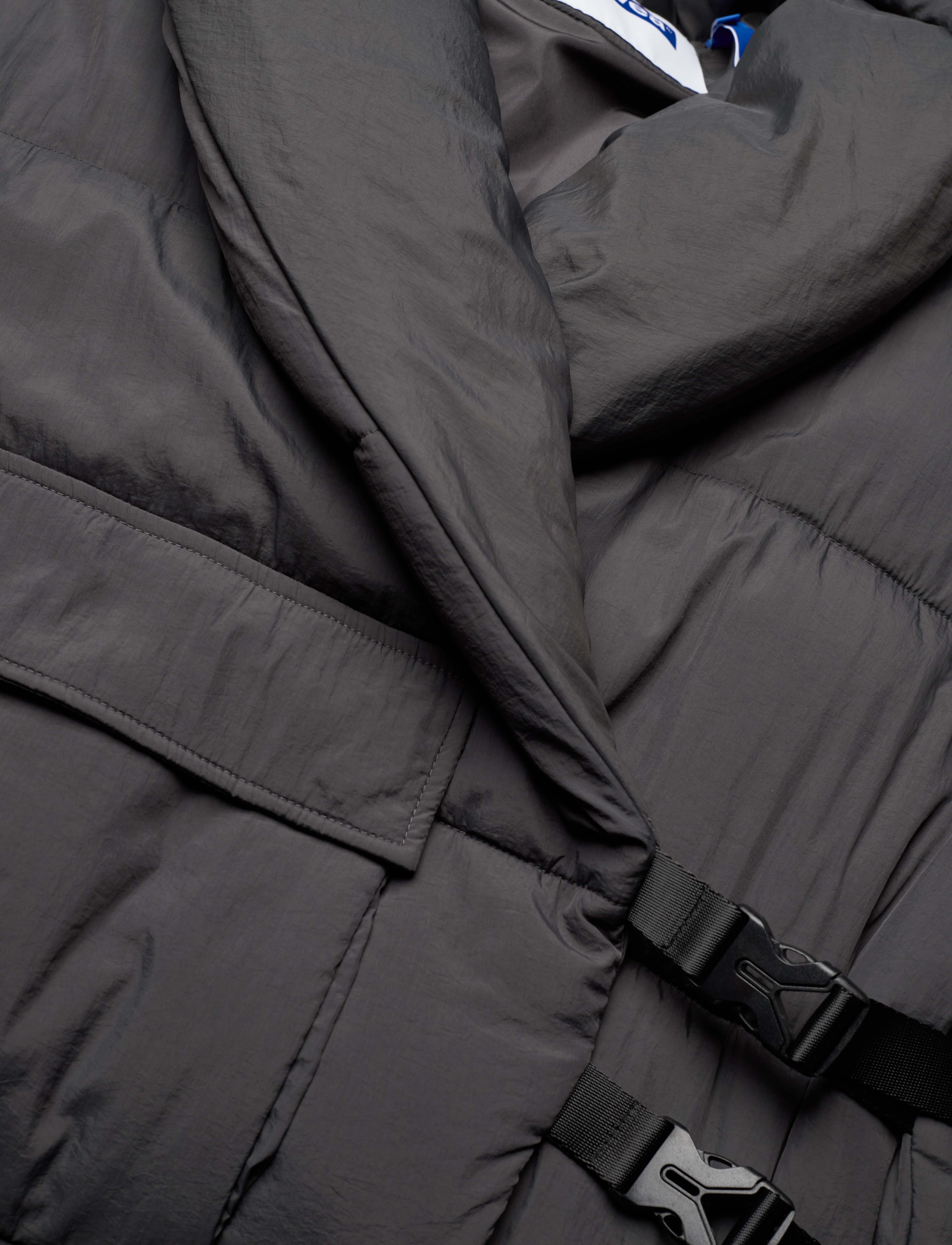 Svea - SVOakland Long Jacket 1005 F - dunjakker - asphalt - 2