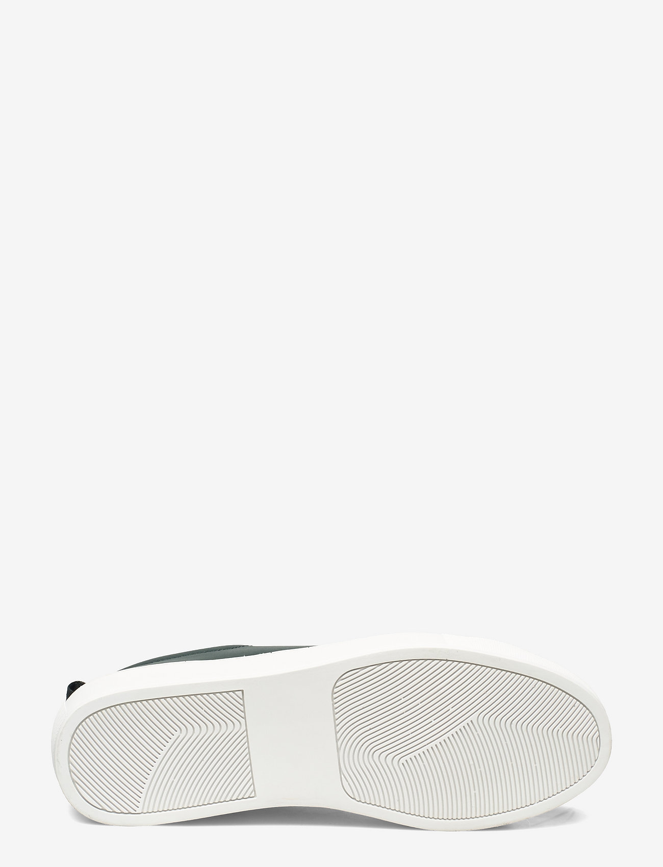 Svea - Arlo Two - studio green - 4