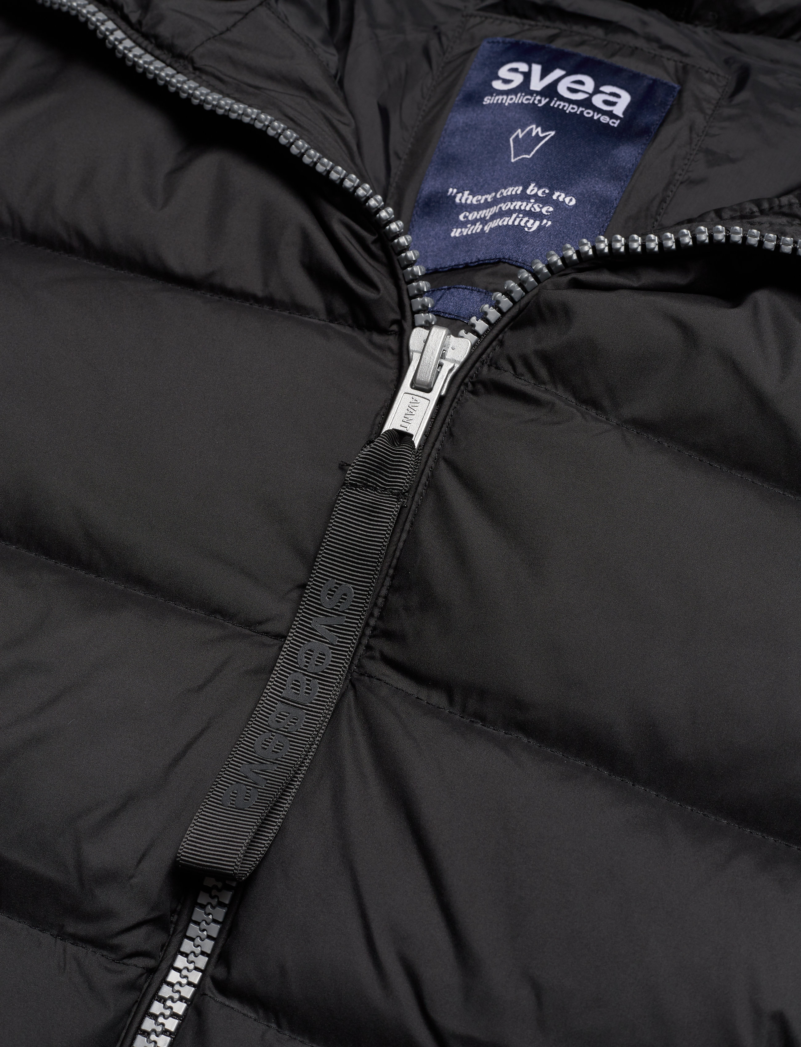 Svea - Short Lightweight Jacket - black - 4