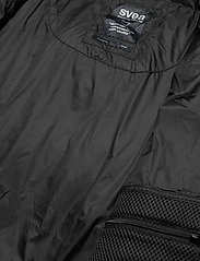 Svea - Generous Hip Length Jacket - talvitakit - black - 8