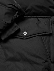 Svea - W. Comfy Puffer Coat - pitkät talvitakit - black - 6