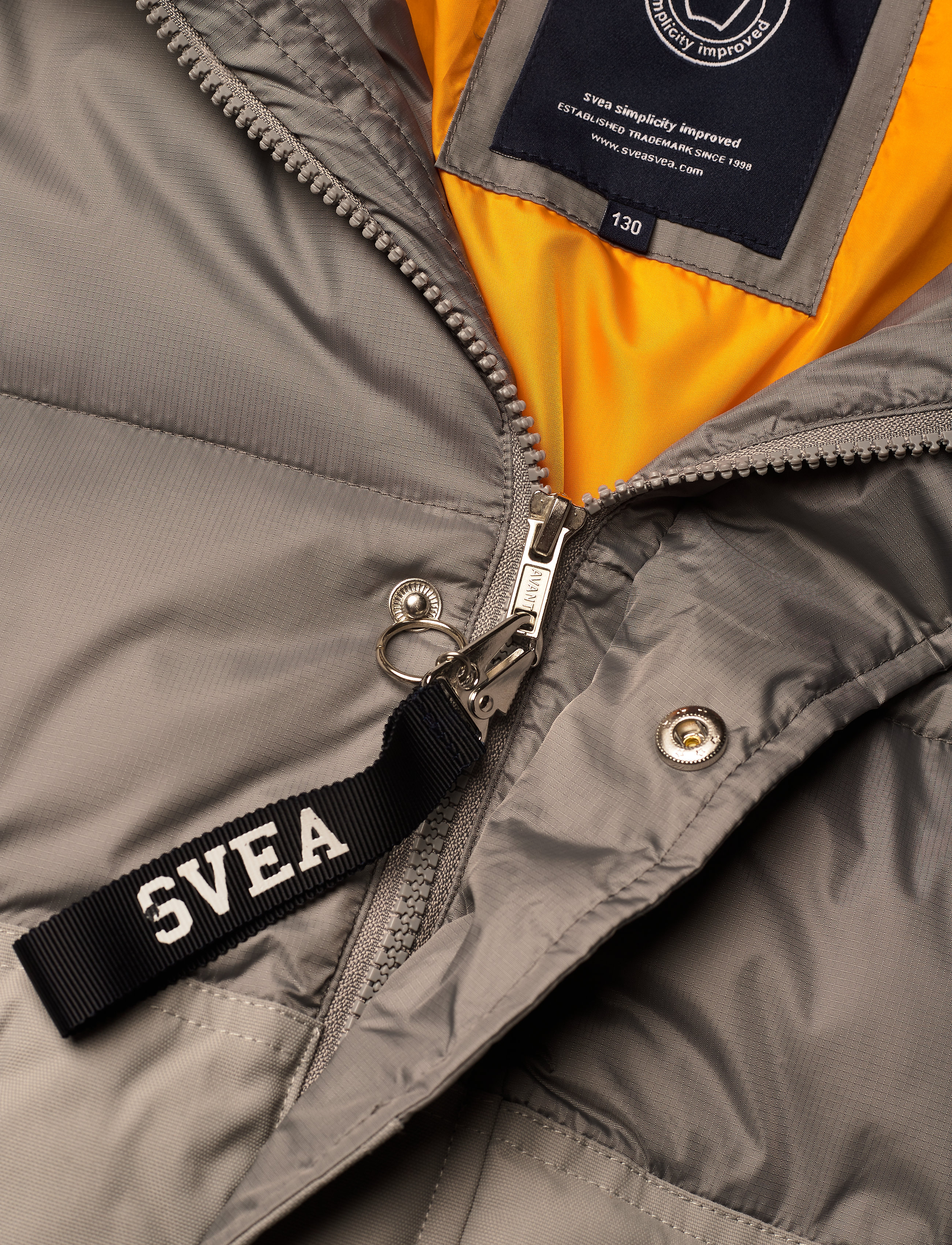 Svea - K. Short Padded Parka - silver grey - 5