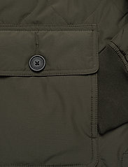 Svea - W. Queens Shirt Jacket - pavasarinės striukės - dark army - 3