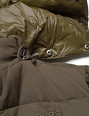 Svea - W. Hooded Puffer Jacket - winter jackets - dark army - 3