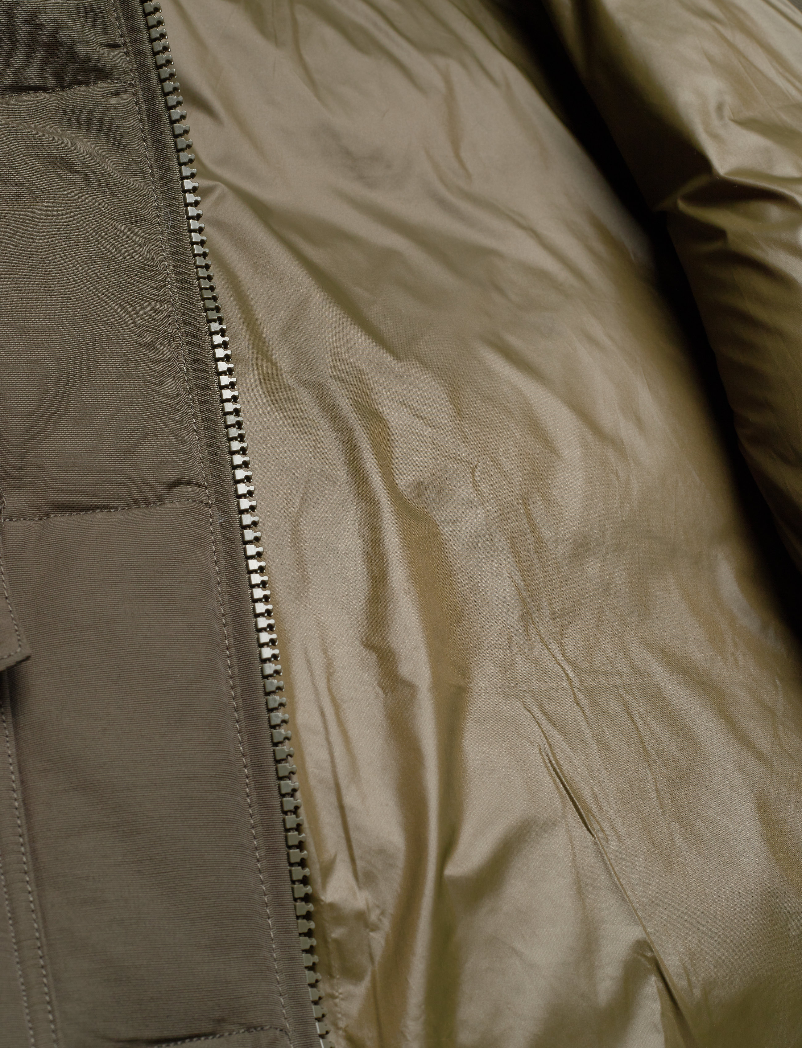 Svea - W. Hooded Puffer Jacket - overtøj - dark army - 4