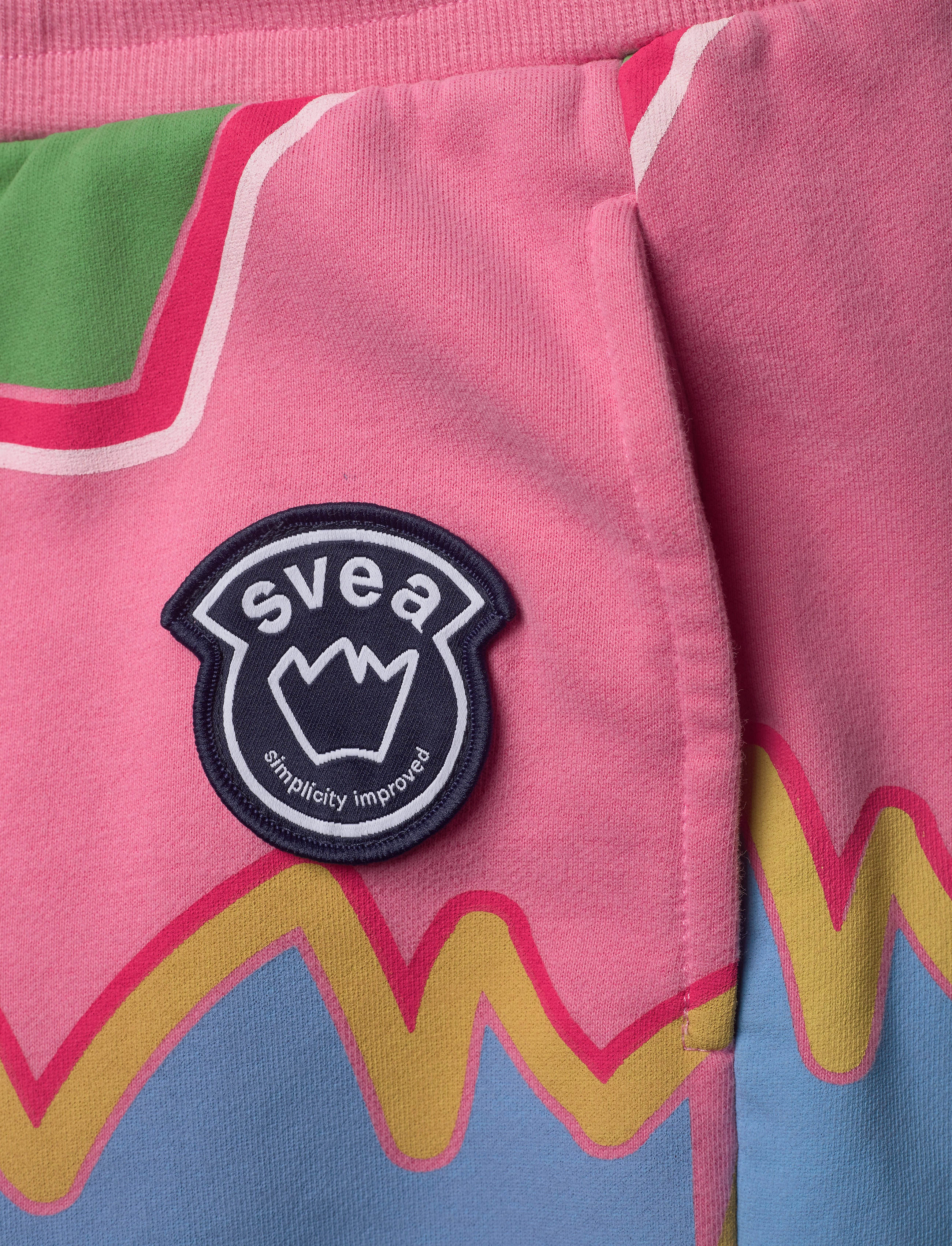 Svea - K. AOP Sweatpants - aop pink crown - 2