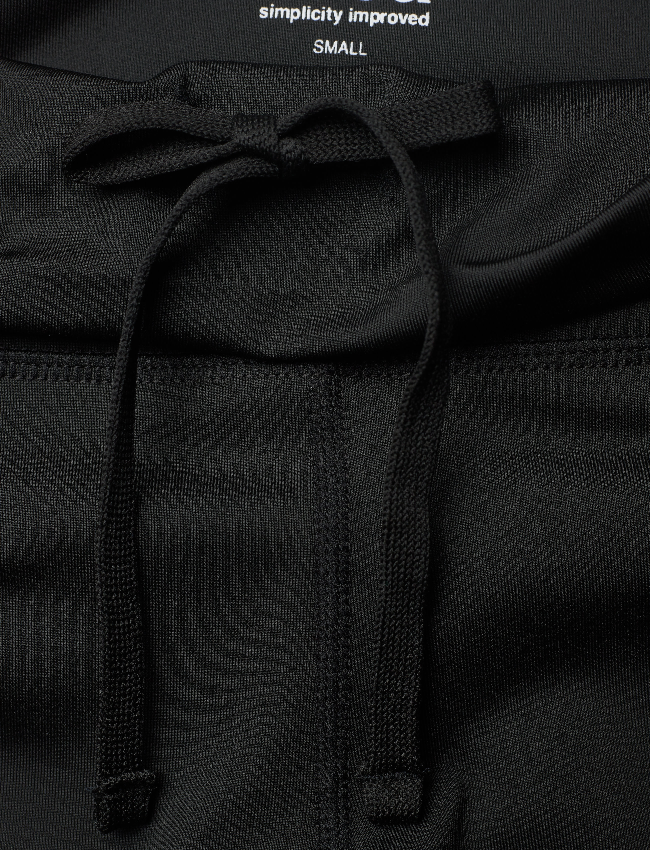 Svea - W. Sporty Shorts - black - 4