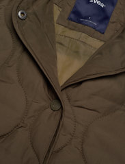 Svea - W. Mid Length Quilted Jacket - kevättakit - dark army - 3