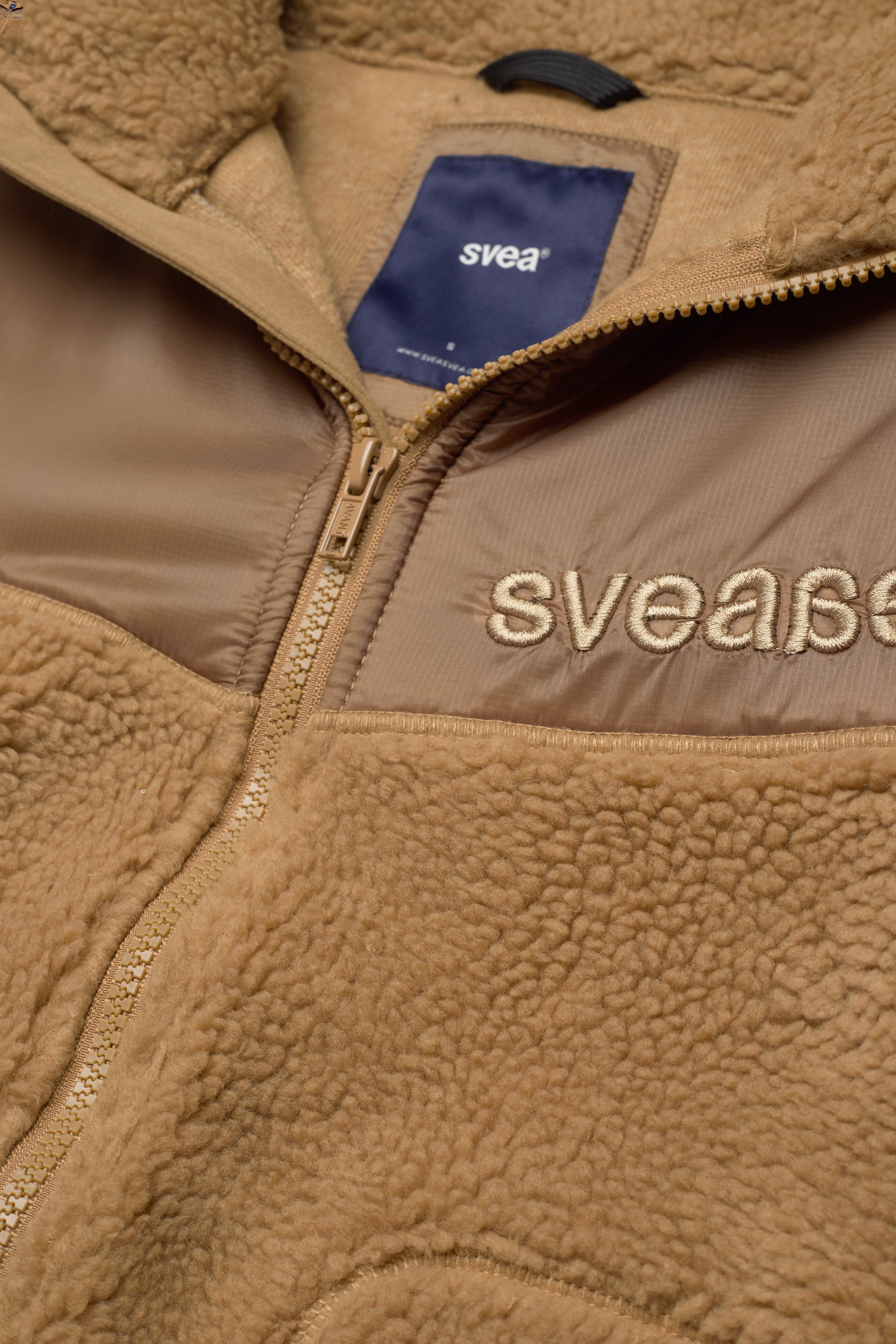 Svea - W. Teddy Pile Hood Jacket - khaki - 2