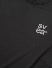 Svea - W. Sporty Singlet - sleeveless tops - black - 2