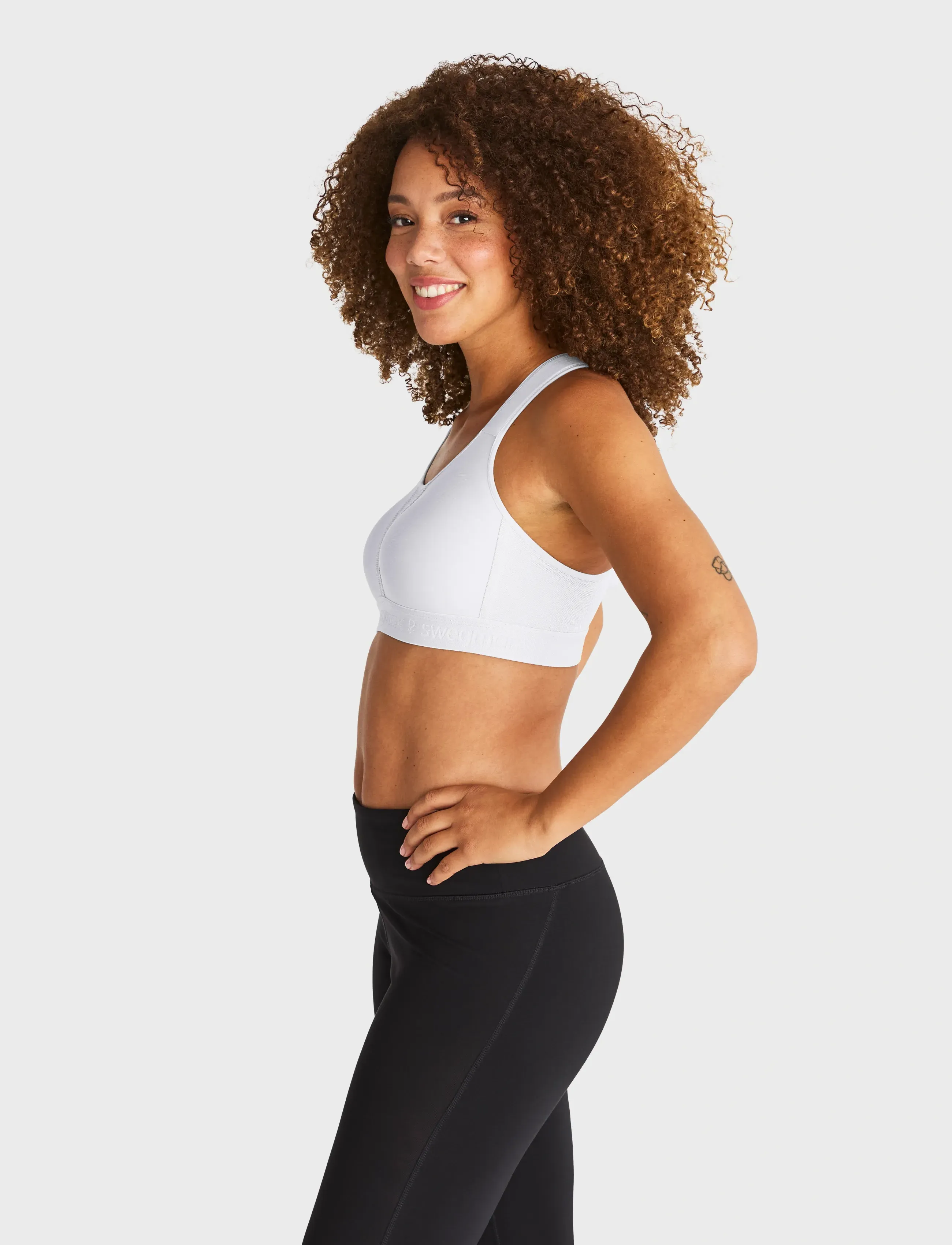 Swegmark Kimberly Iconic Sport Bra Moulded Cups, C x 80, White, Sport Clothing > Sport Bras - All, Dame
