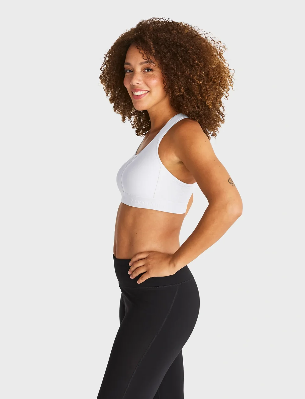 Swegmark - KIMBERLY ICONIC SPORT BRA MOULDED CUPS - sport-bhs - white - 0