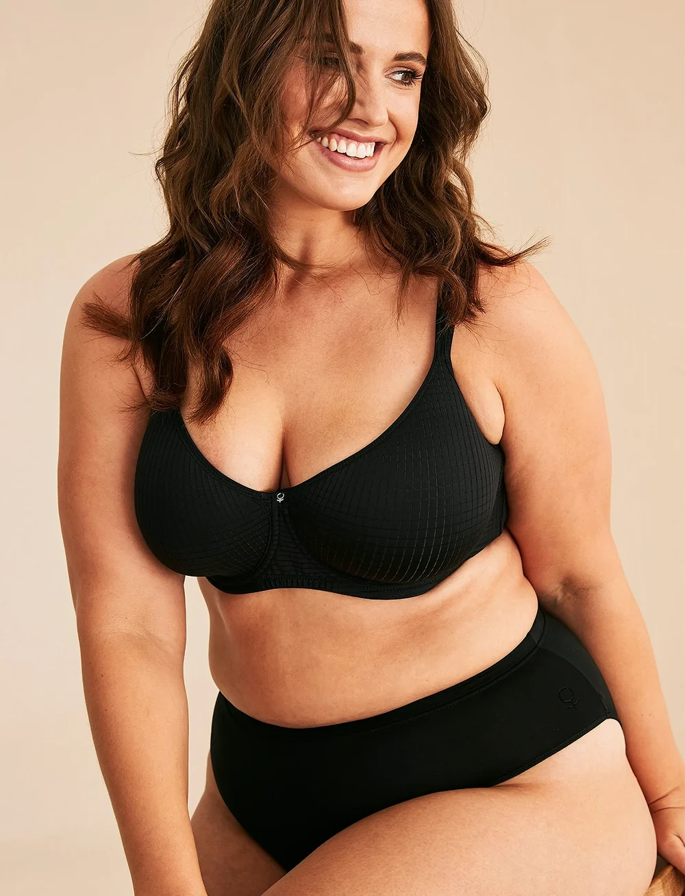 Swegmark - Smooth line padded wired bra White - bügellose bhs - black - 4