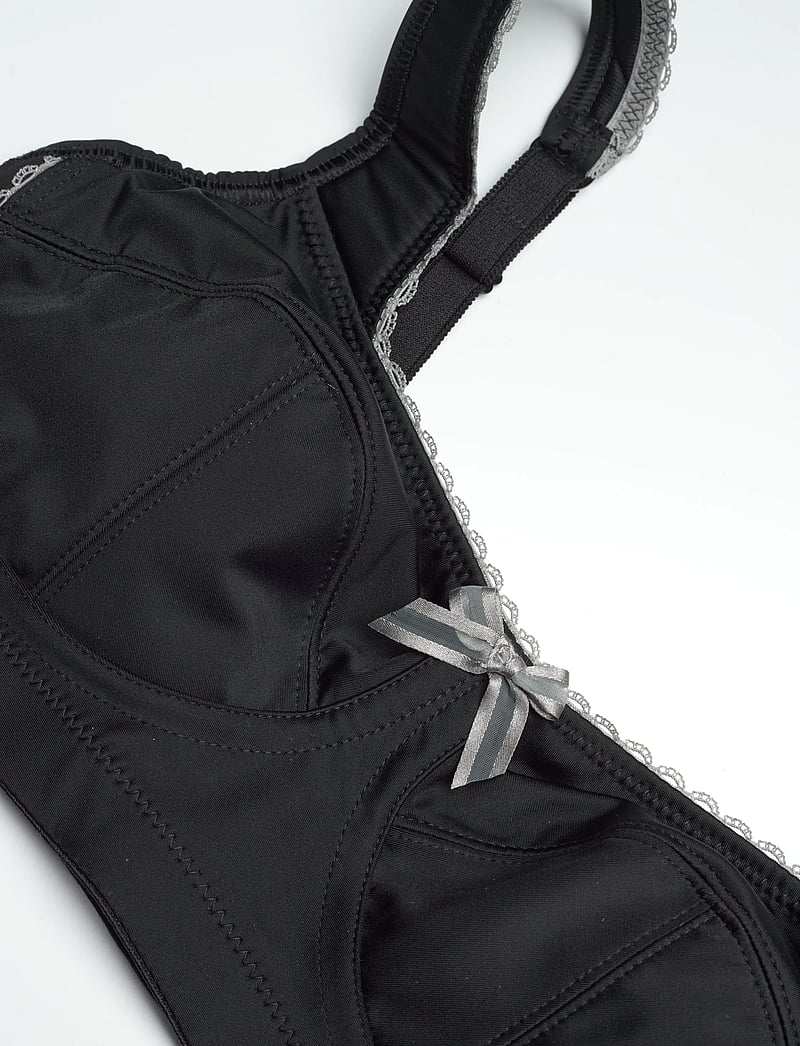 Swegmark - SHADOW Soft bra RECO - bügellose bhs - black - 2
